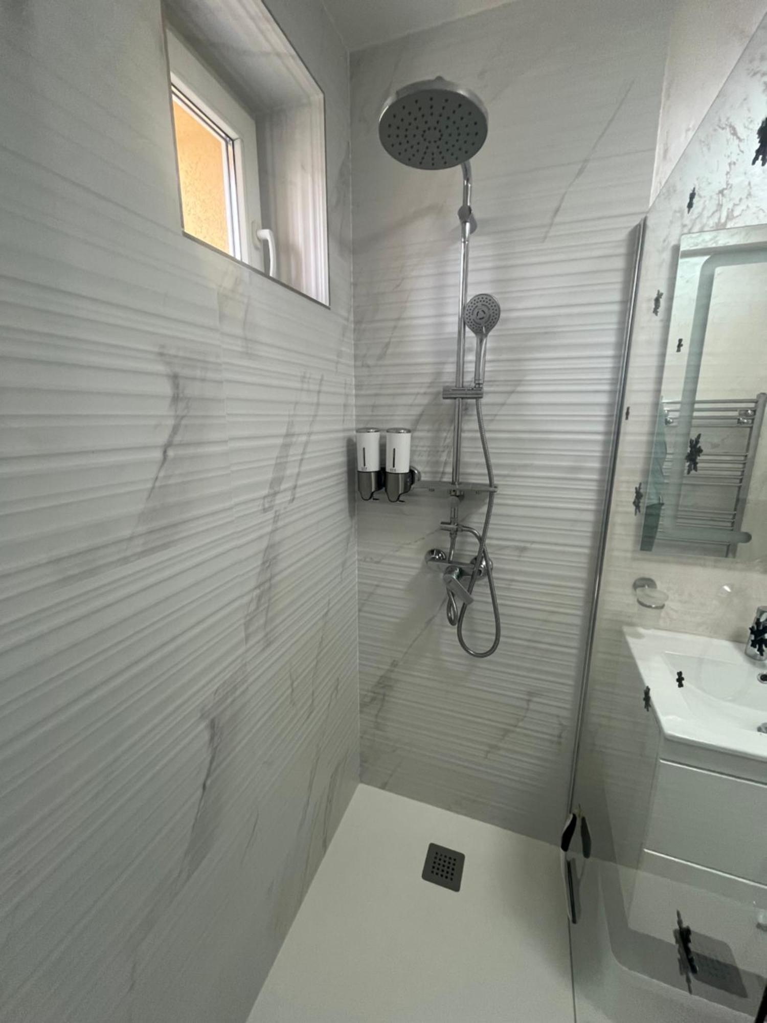 סיביו Luxury Apartment מראה חיצוני תמונה